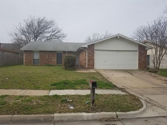 2nd image of 3622 Chamberland Dr