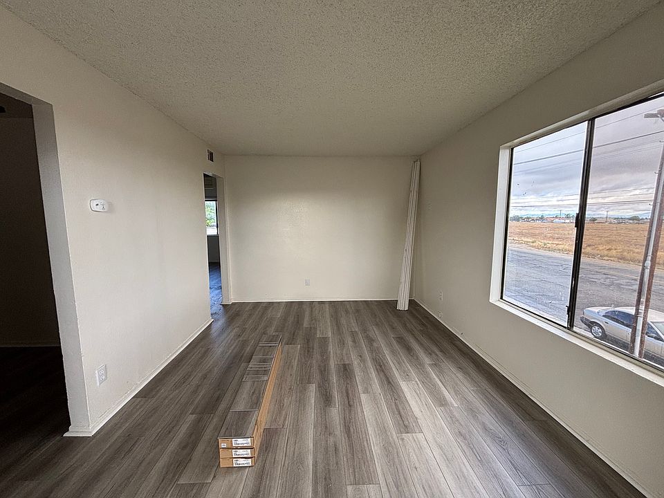 1st image of 1134 E Avenue Q APT 4