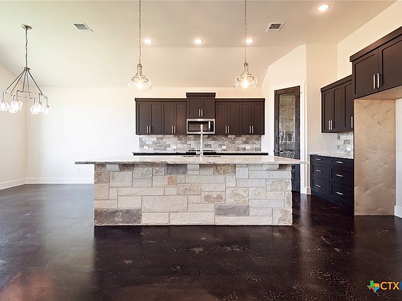 4th image of 1118 Northcross Dr