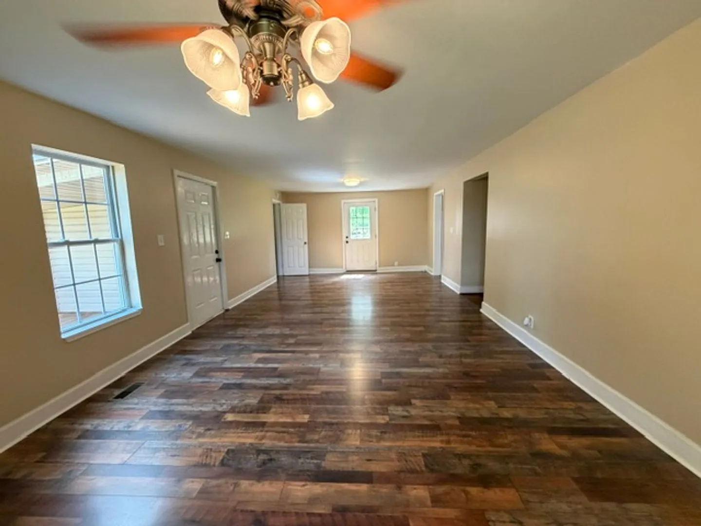 4 Bedroom 2 Bath House — Photo 4
