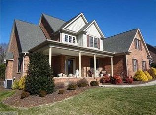 707 Scaup Dr, Greensboro, NC 27455