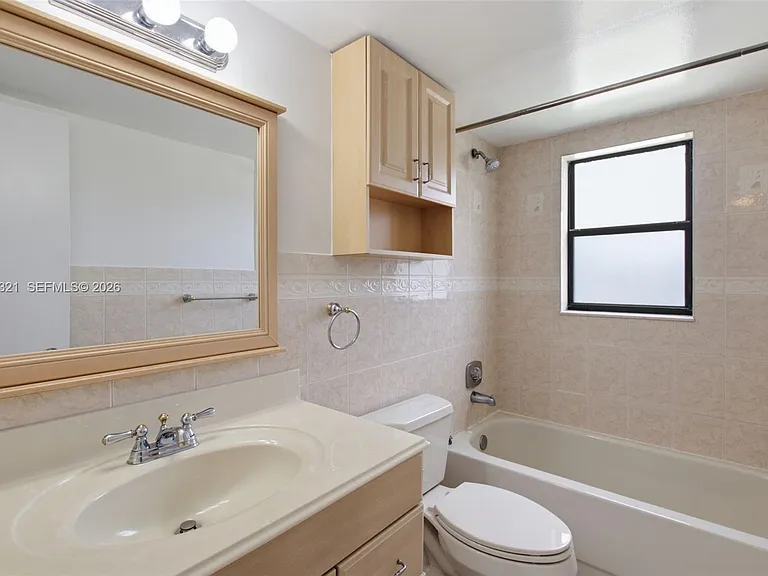 11396 Taft St #11396 — Photo 26