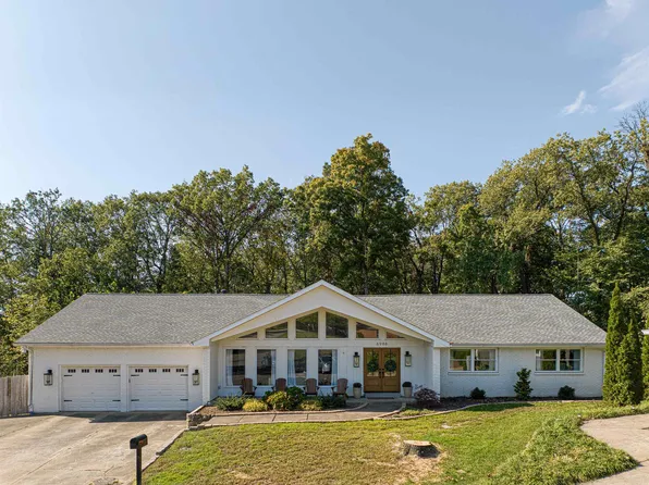 6988 Rolling Ln, Newburgh, IN 47630