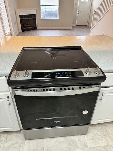 3 bed, 1308 sqft, $1,650 — Photo 4