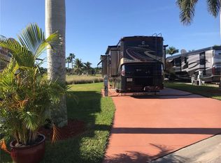 230 NW Hazard Way, Port Saint Lucie, FL 34986