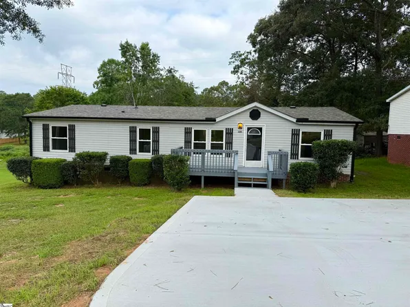 130 Bell Ave, Inman, SC 29349