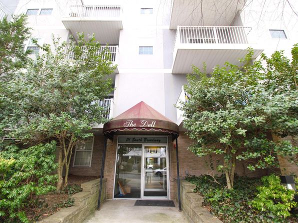 111 S Broadway APT 3D