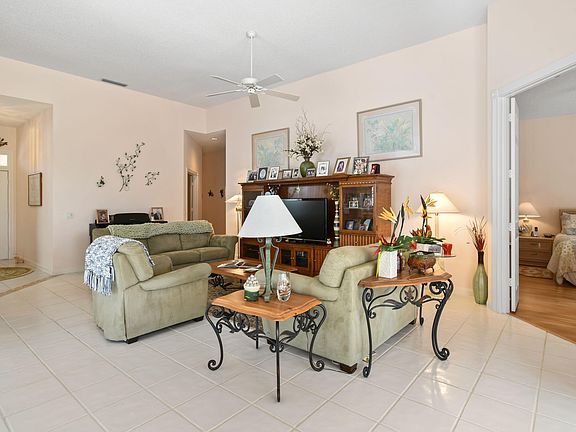 5th image of 8281 SE Palm Hammock Lane