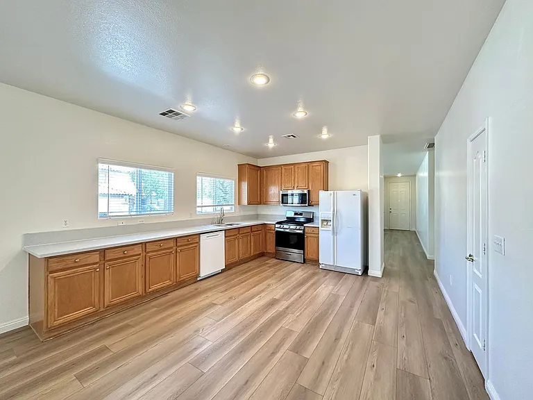 11227 Accademia Ct — Photo 8