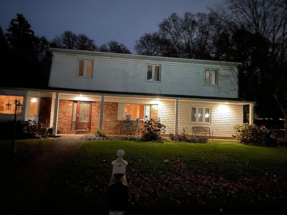 2nd image of 18 Osage Dr