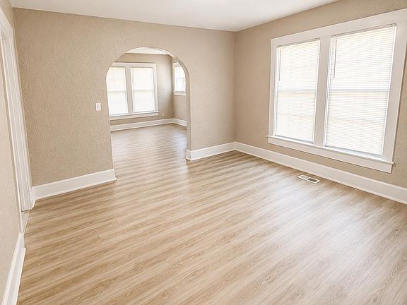 2nd image of 1532 53rd St