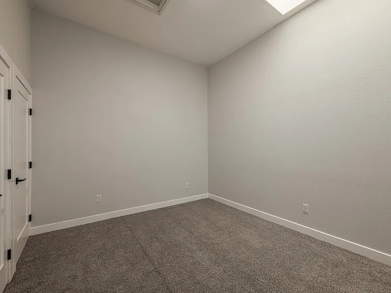 204 S Union Ave #A — Photo 7