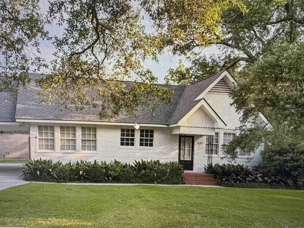 635 Avenue B, Port Allen, LA 70767