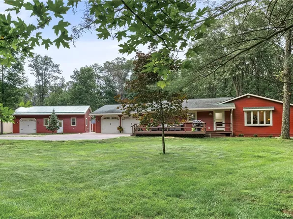 1015 Peterson Avenue, Eau Claire, WI 54703