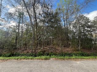 17 & Dr, Slidell, LA 70460