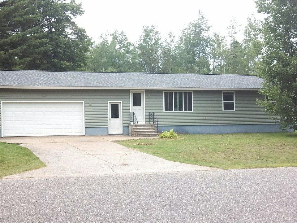2nd image of 8 Twin Pines Dr