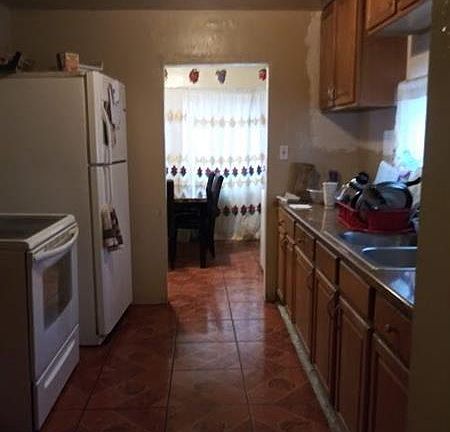 3rd image of 210 W Philadelphia Ave
