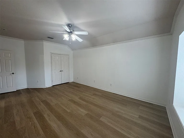 8745 Manhattan Ave — Photo 20