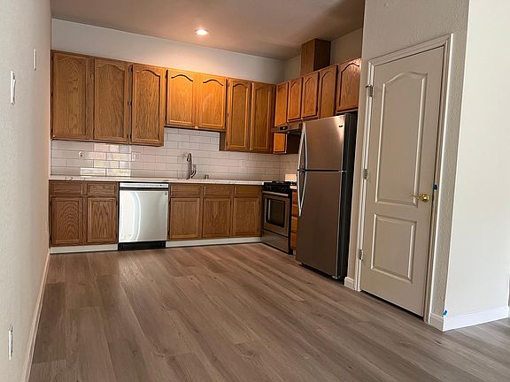 2nd image of 251 11th Ave