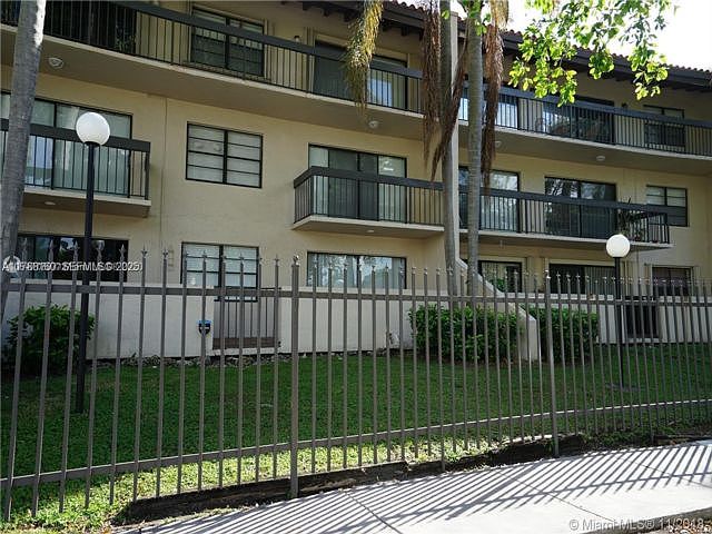 1st image of 12-5201 Orduna Dr #12