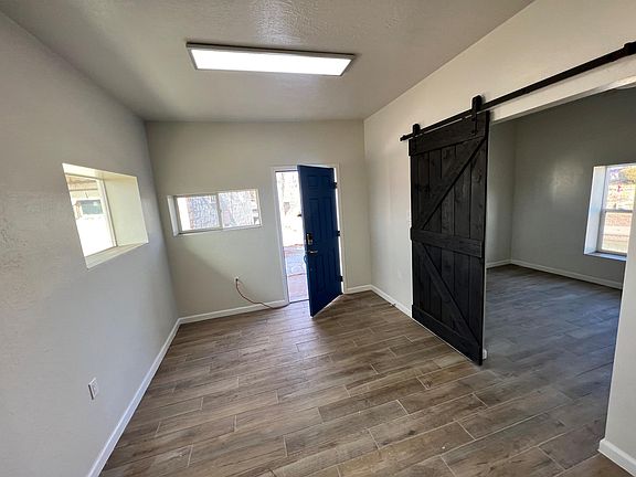 5th image of 519 W Santa Fe Ave APT B