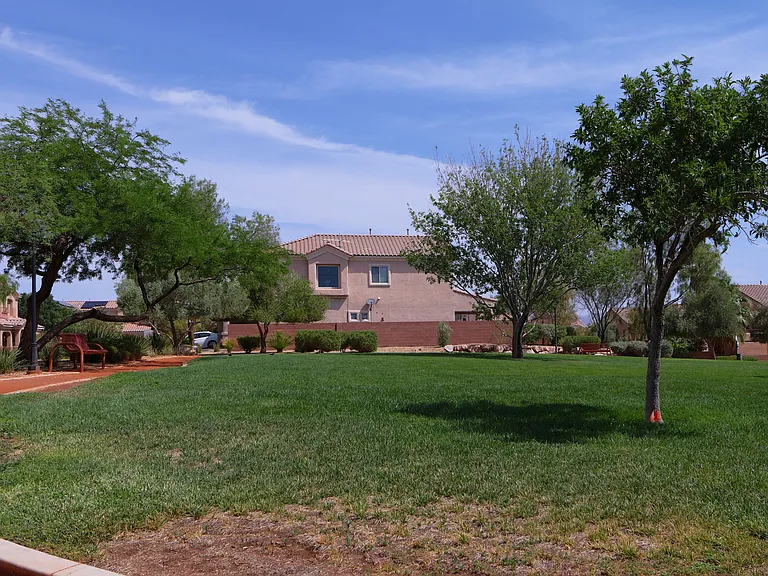 Solitude Canyon Ave — Photo 19