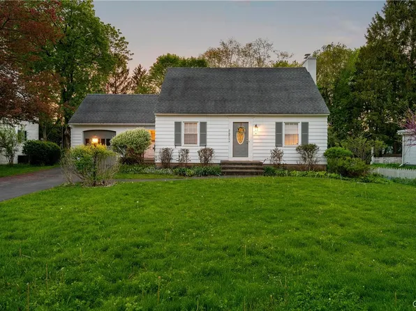 4 Proctor Ave, Clinton, NY 13323
