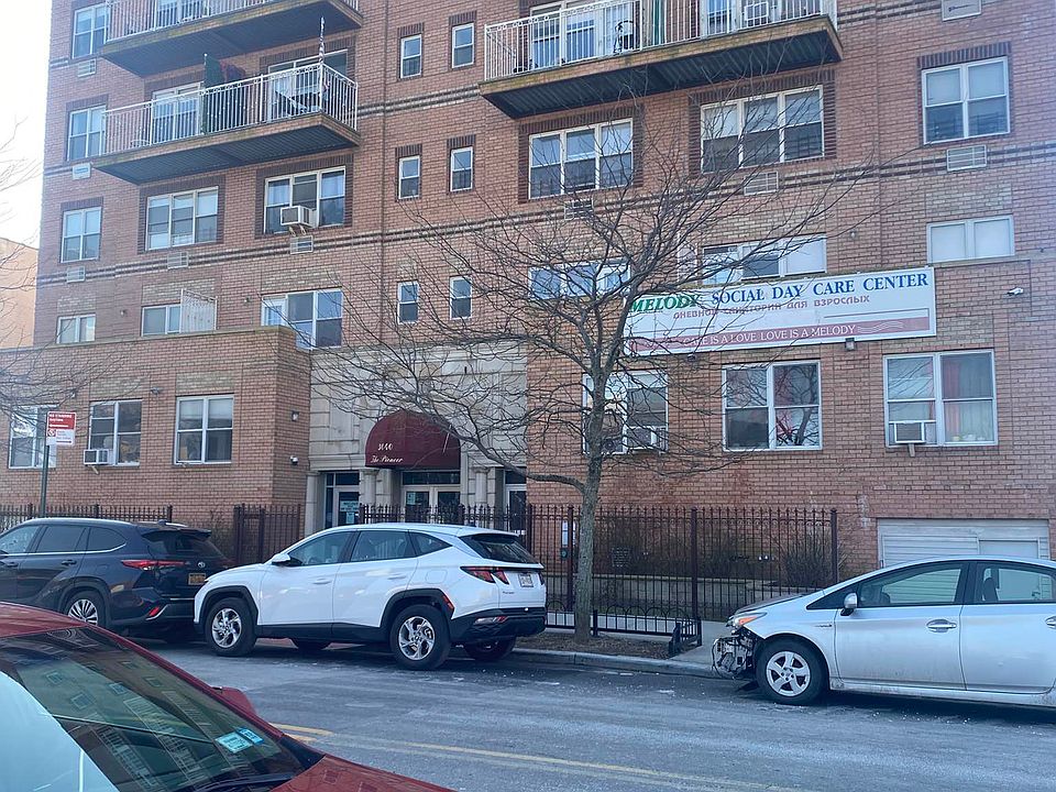 1st image of 3040 W 22nd St APT 4B