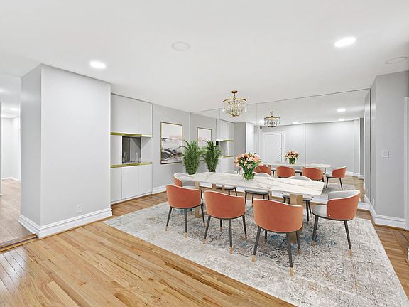 3rd image of 130 E 67th St APT 2D