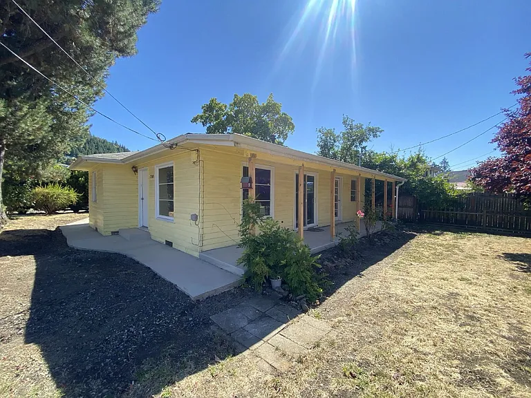 710 W Broccoli St — Photo 29