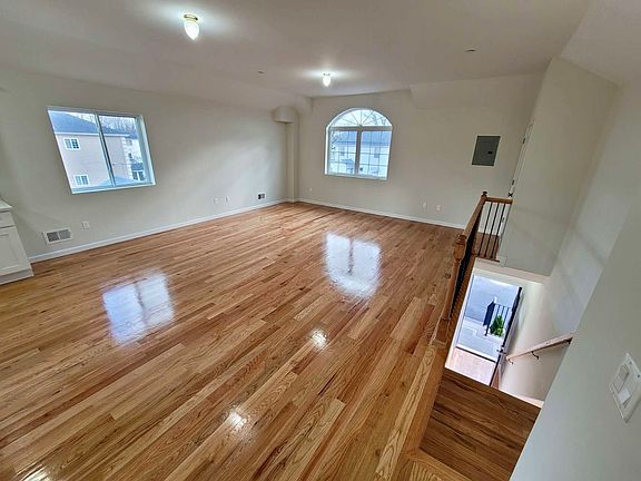 4th image of 10 Kion Way Floor 2