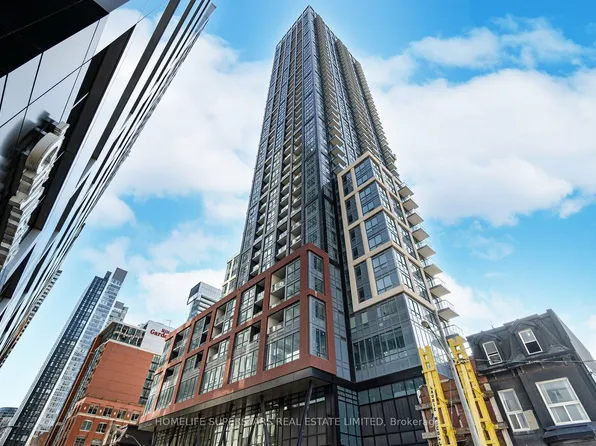 108 Peter St, Toronto, ON