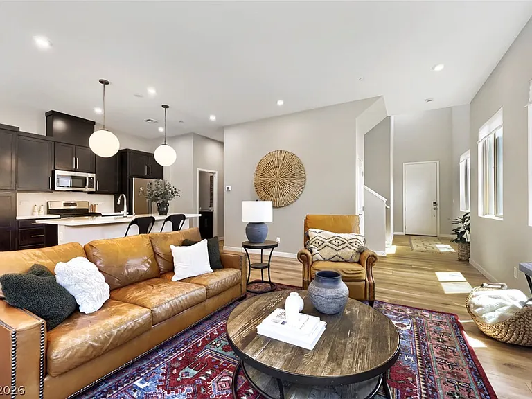 3360 Via Strada St — Photo 8