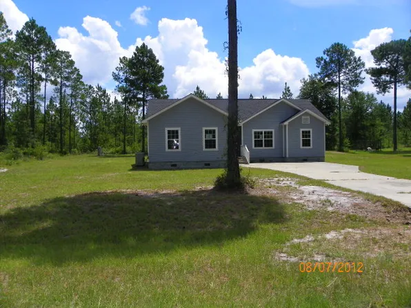 107 Nature Cir, Jesup, GA 31545