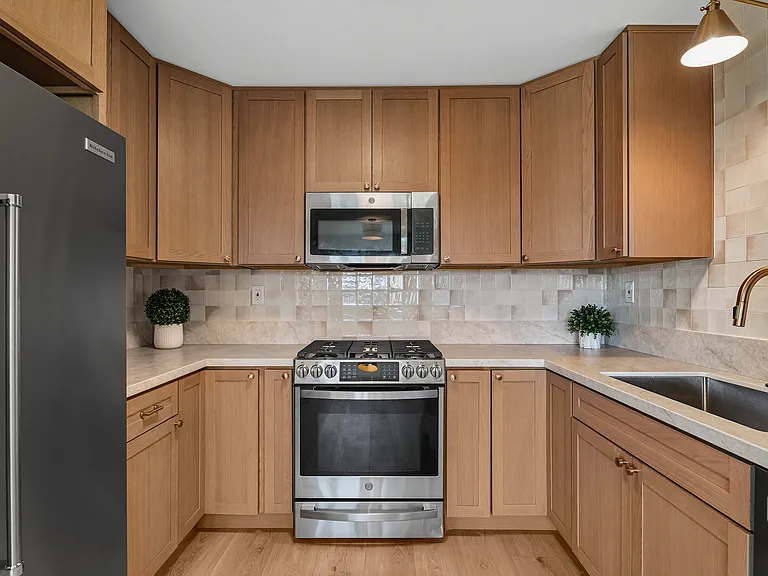 5612 Zircon St — Photo 9