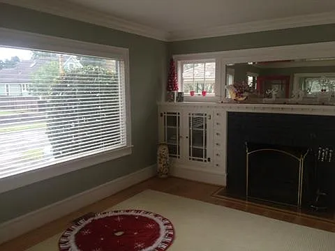 6235 N Villard Ave — Photo 4