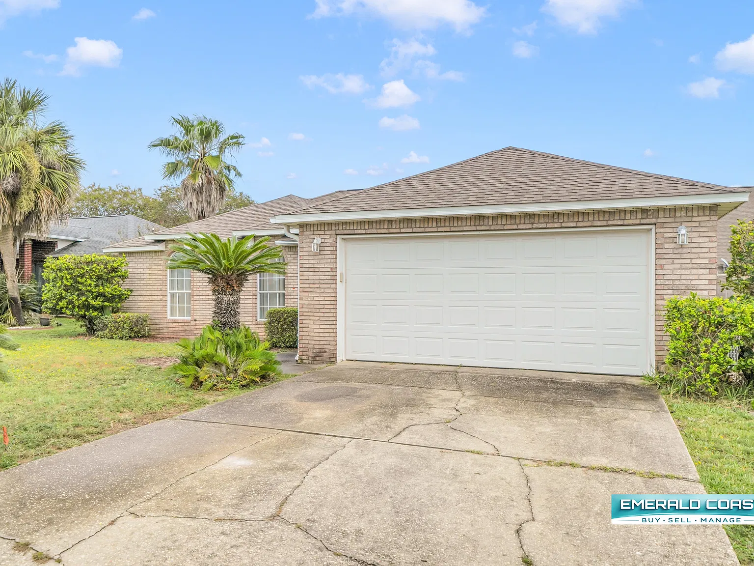 3 bed, 1359 sqft, $2,200 — Photo 3