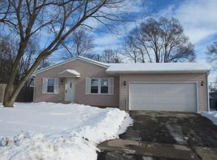 2840 17th St, Rockford, IL 61109