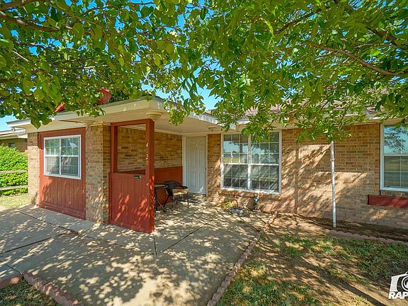 3rd image of 4820 Shadylane Dr
