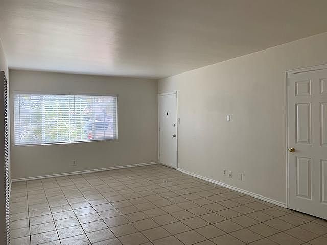 2nd image of 13809 Woodruff Ave #A-b
