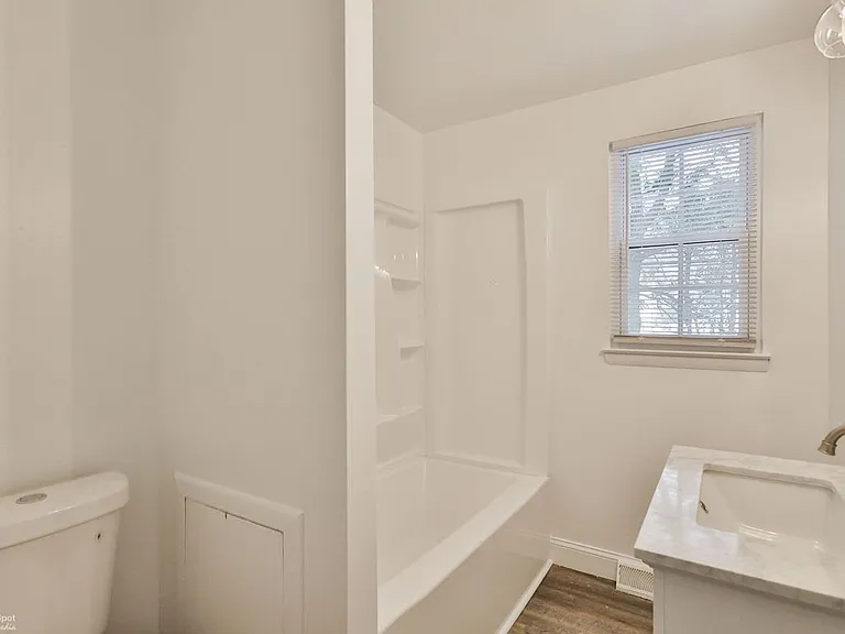 305 S Warminster Rd #B2 — Photo 38