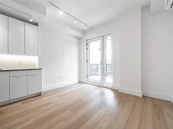 4th image of 1457 Flatbush Ave #306