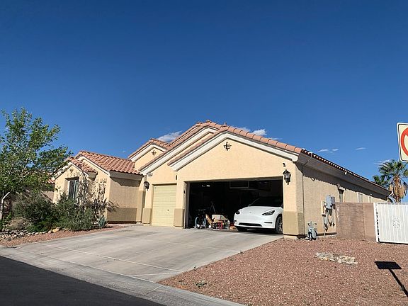 2nd image of 10304 All Seasons St