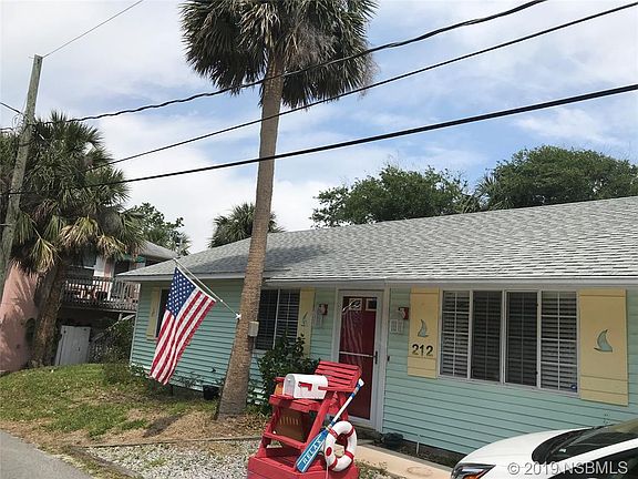 3rd image of 212 Esther St