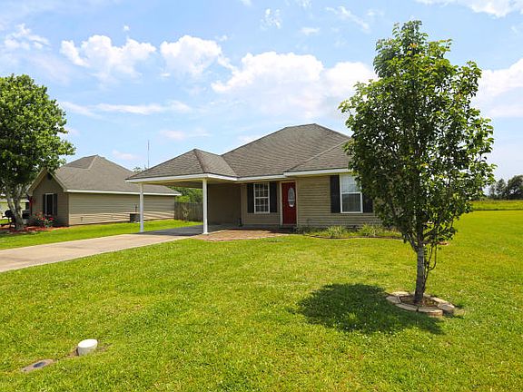 4th image of 123 Country Living Dr