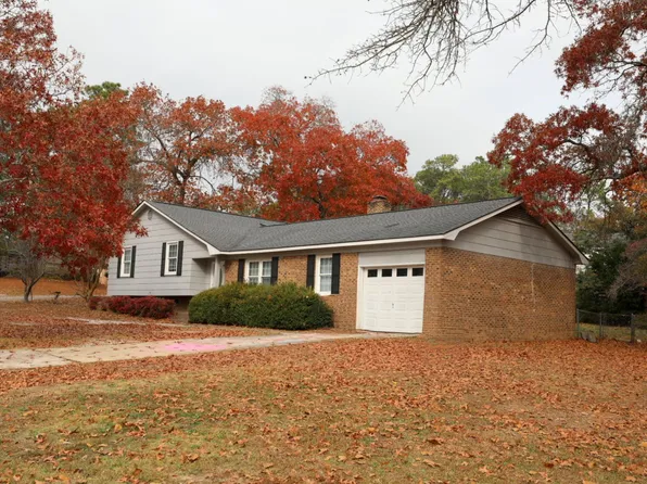 1815 Paisley Ave, Fayetteville, NC 28304