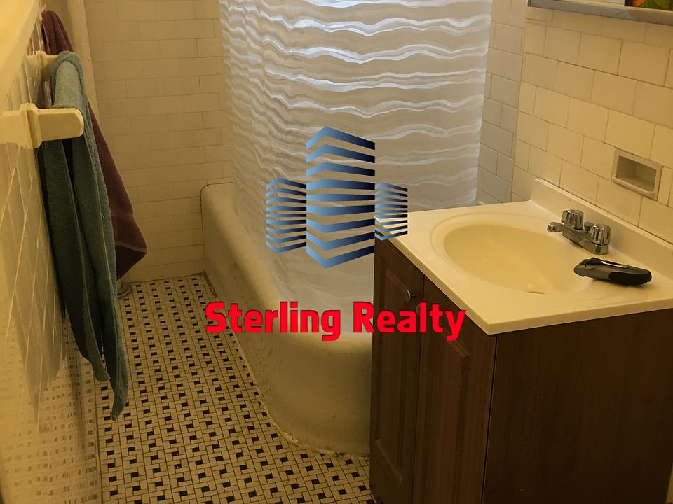 1st image of 2819 23rd Ave APT 8