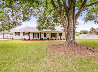 194 Atlas Rd, Youngsville, LA 70592