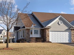 4805 Greenhaven Dr, Saint Paul, MN 55127