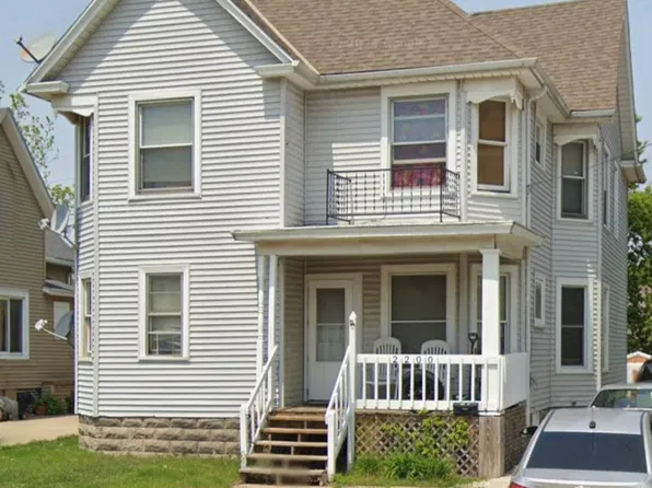 2200 Harriet St #2200, Racine, WI 53404